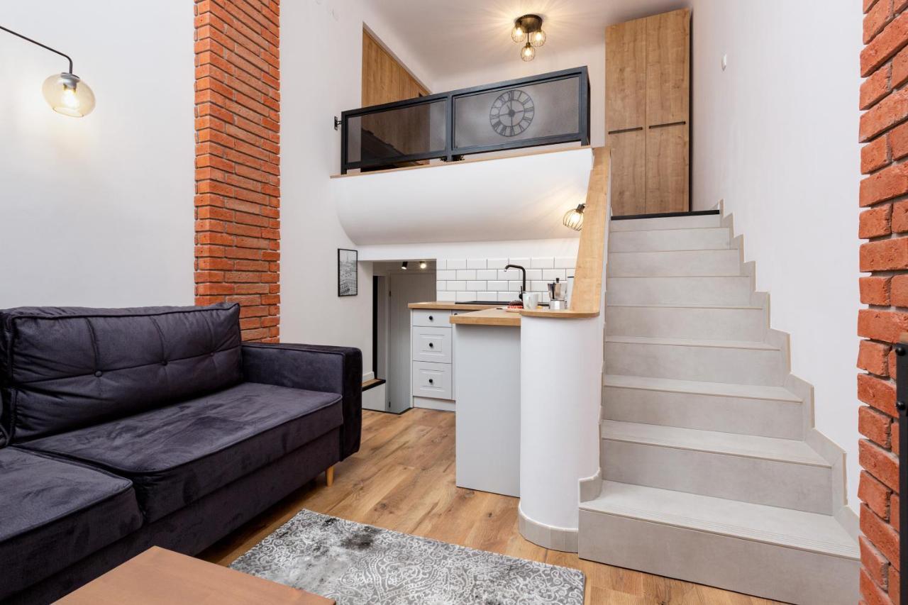 City Center Mezzanine Studio Chmielna By Noclegi Renters วอร์ซอ ภายนอก รูปภาพ